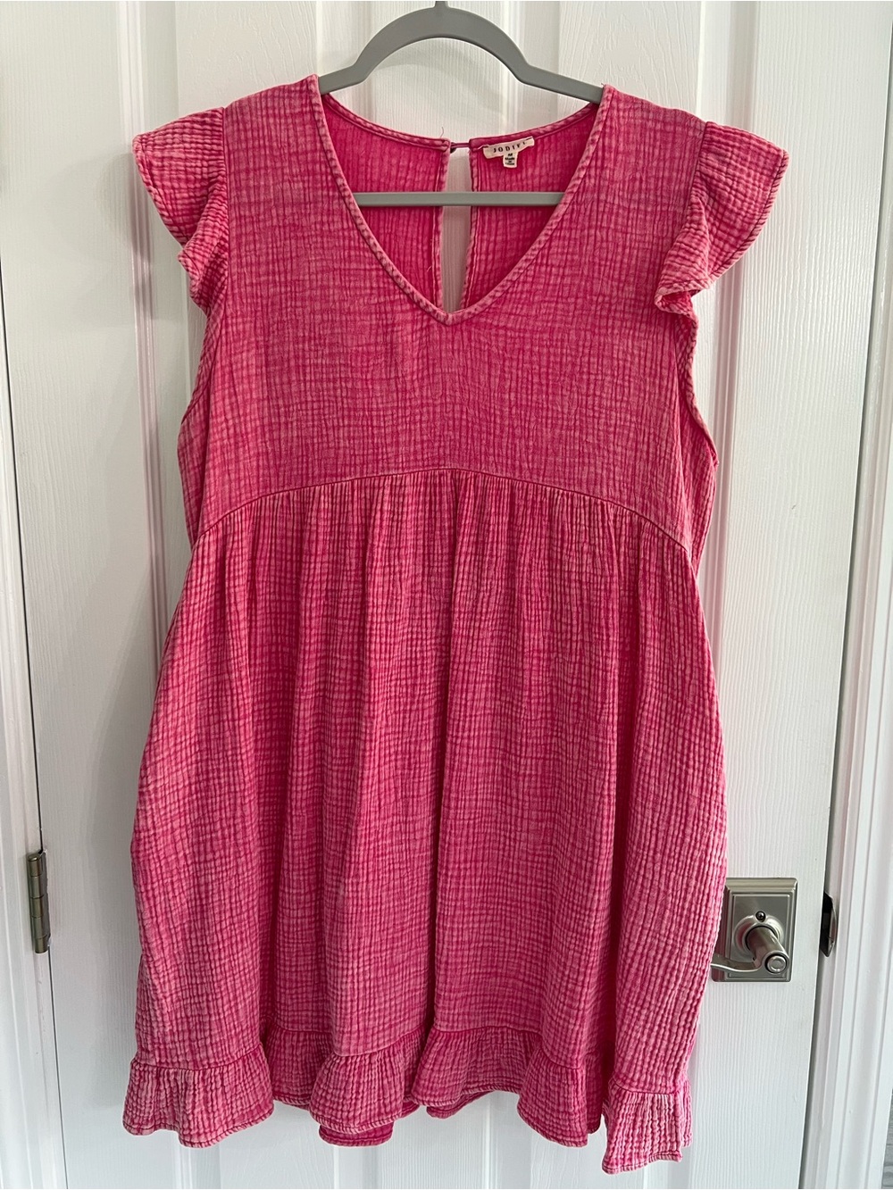 JODIFL Pink Textured Flutter-Sleeve Dress